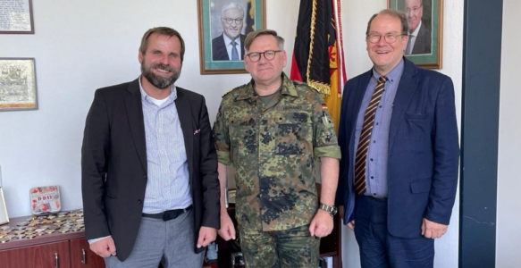 Gute Zusammenarbeit beginnt mit gutem Austausch: Zivil-militärische Kooperation in Hamburg